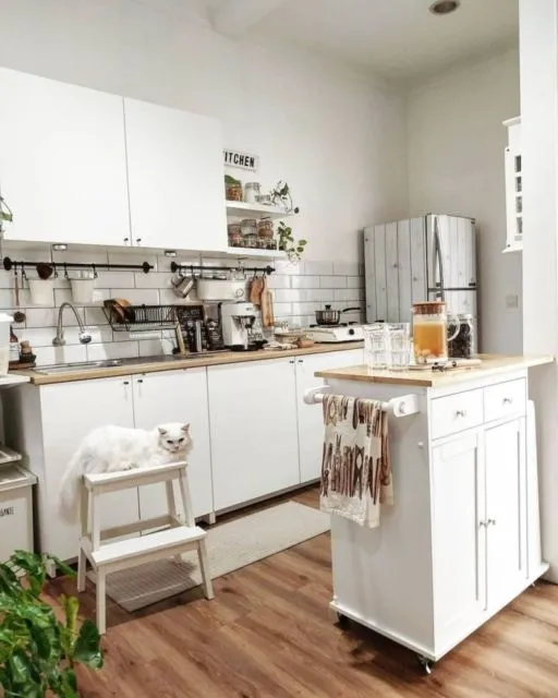11+ Desain Dapur Kecil Sederhana Minimalis yang Murah 22