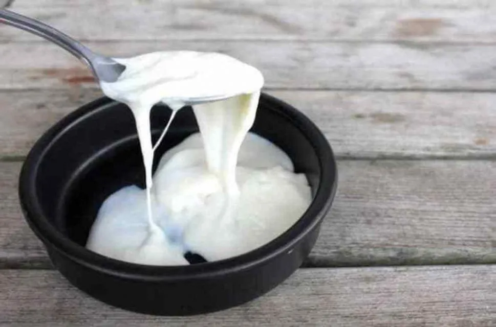 Cara Membuat Slime dengan Bahan Rumah Tangga (Mudah) 13 cara membuat slime dengan tepung kanji