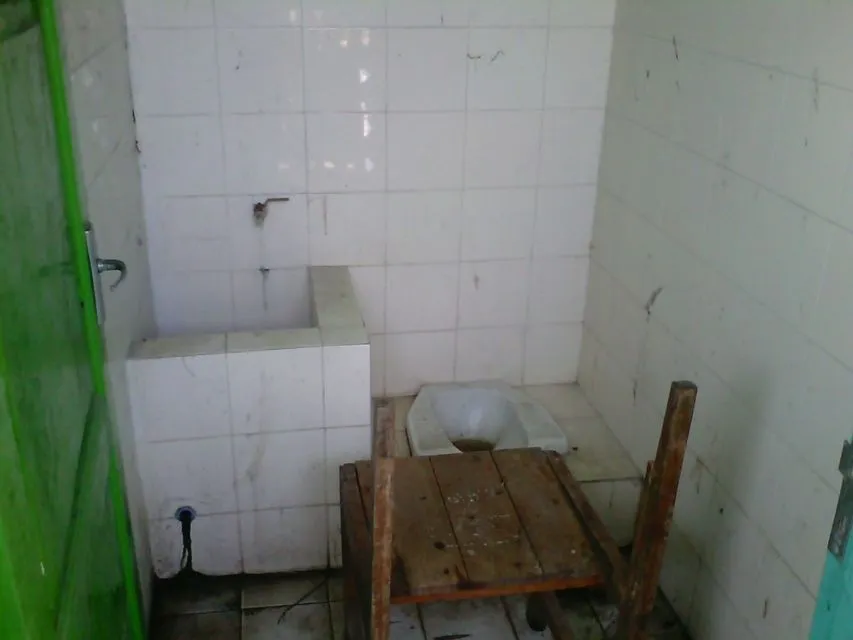 5 Alasan Cewek Zaman Sekolah Kalau ke Kamar Kecil Selalu Berdua. Pamitnya Sebentar, Baliknya Lama 6