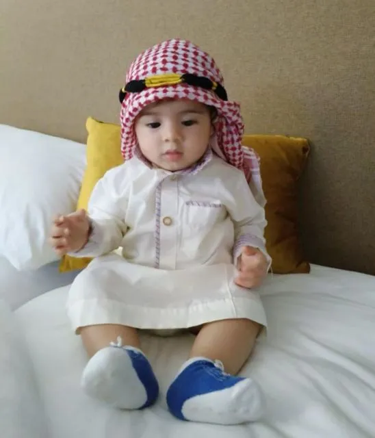 10 Anak Artis yang Dipotret Saat Memakai Baju Koko ini Emang Bikin Gemas. Siap Sambut Lebaran~ 15