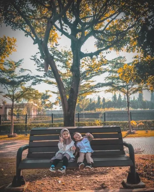 10 Anak Artis yang Dipotret Saat Memakai Baju Koko ini Emang Bikin Gemas. Siap Sambut Lebaran~ 16