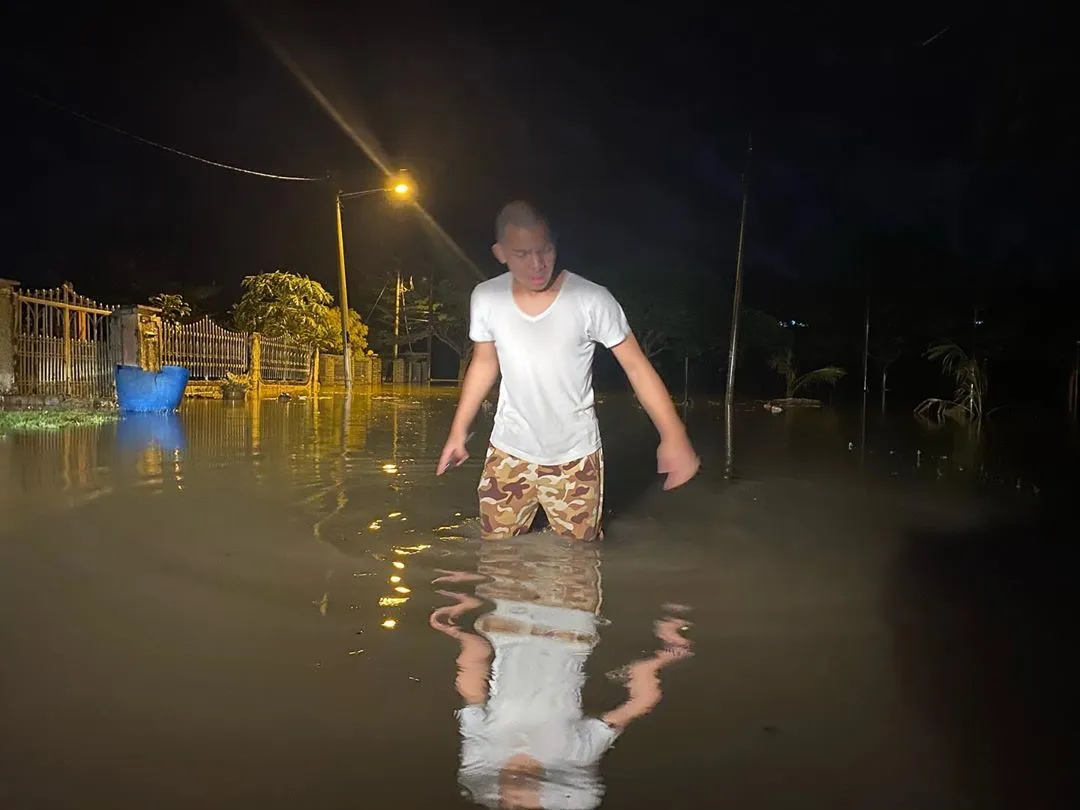 Rumah dan Mobil Mewah yang Kena Banjir Dijadikan Konten, Warganet Sayangkan Sikap Gen Halilintar 3