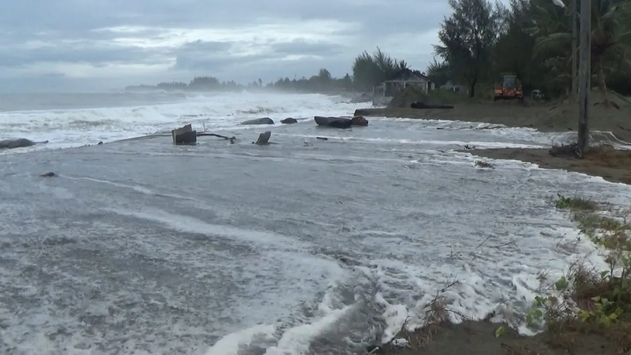 Penjelasan Kenapa Beberapa Daerah Pesisir Dilanda Banjir Rob. BMKG: Lagi-Lagi Cuaca Ekstrem! 6