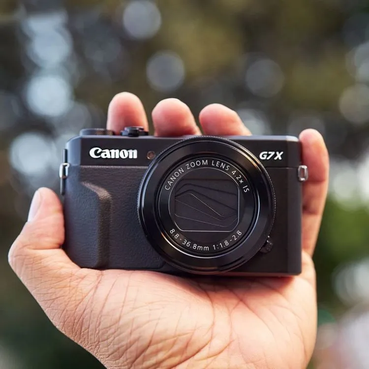 Rekomendasi 5 Kamera Mirrorless Buat Nge-vlog di Bawah 10 Juta. Buat Foto Juga Oke Punya~ 7