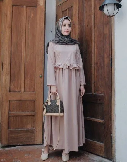 Nggak Perlu Baju Baru Buat Tampil Fresh dan Sopan Saat Lebaran, Ikuti Trik Simpel Ini! 9