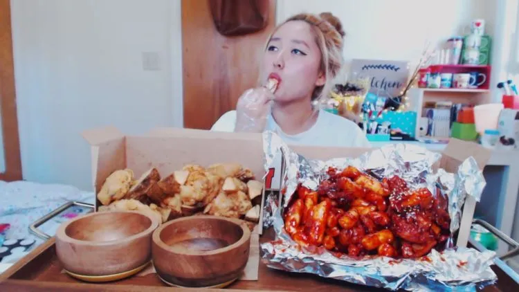 Dear Selebgram, ini lo Elemen Krusial Selain Rasa yang Bisa Jadi Bahan Buat Review Makanan 4
