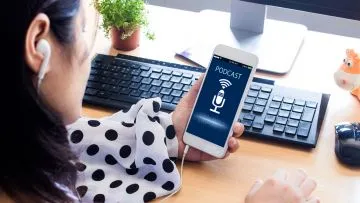 5 Skill yang Bisa Kamu Asah Saat di Rumah Aja Selain Masak. Nggak Butuh Banyak Uang!