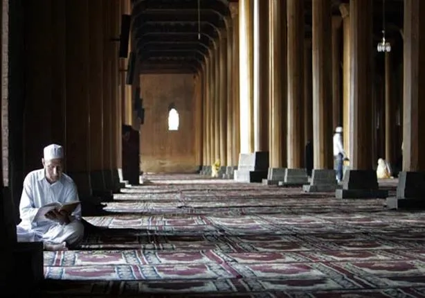 Iktikaf & Cara Meraih Lailatul Qadar di Tengah Pandemi. Ini 3 Hal Terkait yang Perlu Kita Ketahui 4