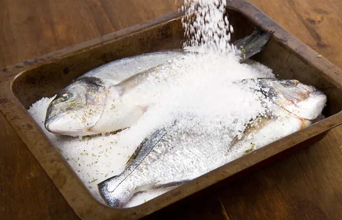 Membandingkan Garam Dapur dan Garam Laut, Sehat Mana Sebenarnya? Plus Jenis Garam Lainnya Juga 16
