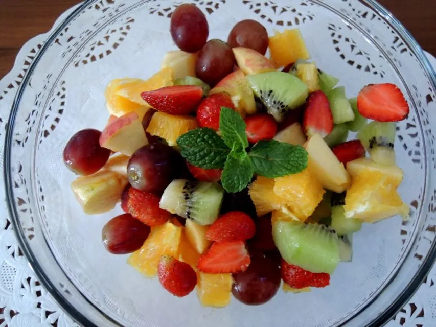 8 Resep Salad Buah yang Nggak Cuma Penuh Mayones dan Keju Saja. Potensial untuk Jualan Juga 9