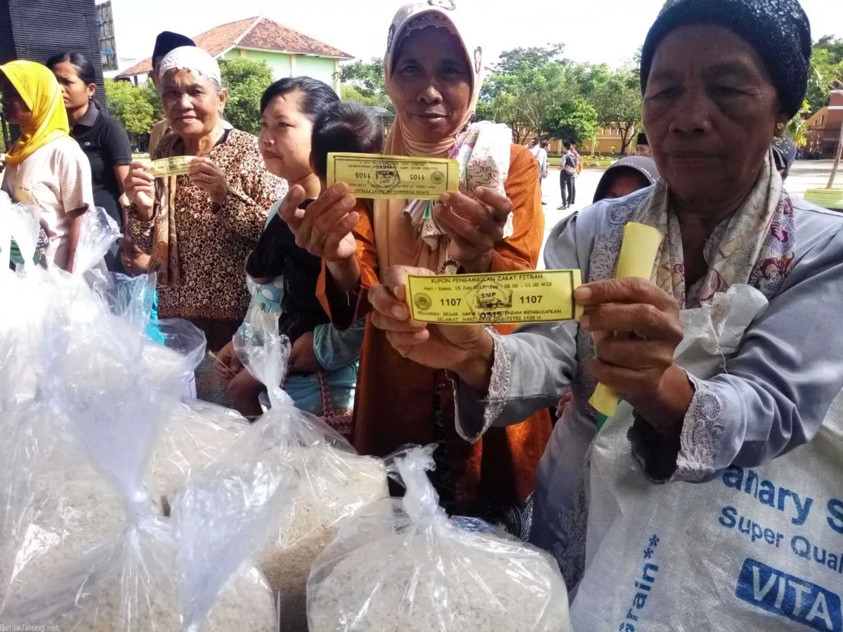 Serba-serbi Zakat Fitrah & Panduan Pembayarannya di Tengah Pandemi. Catat & Ingat Baik-baik! 6