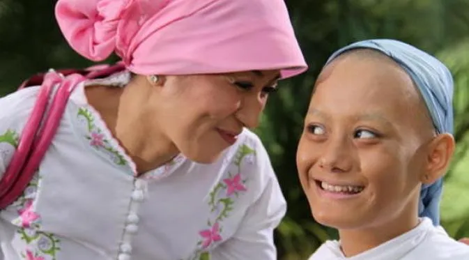 Karena Tuntutan Peran, 8 Artis Cewek ini Rela Menggunduli Kepalanya. Tetap Pede di Dunia Nyata! 9