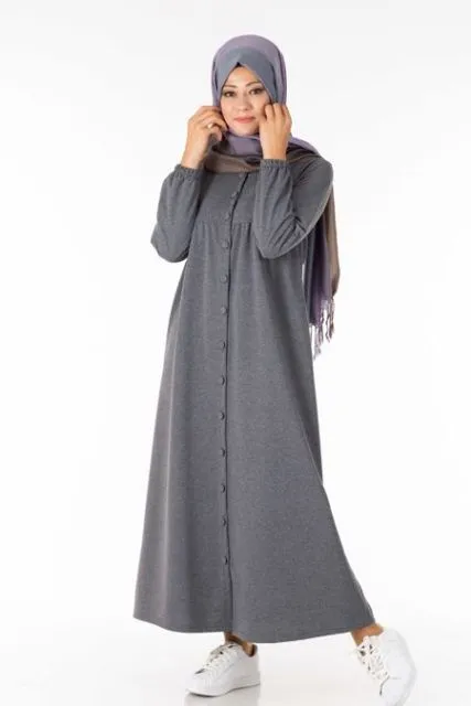9 Model Tunik Terbaru yang Sekaligus Bisa Jadi Dress 15