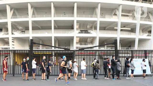 PSBB Transisi, Ratusan Warga Padati Kompleks Stadion GBK. Sudah Pada Kangen Olahraga 3