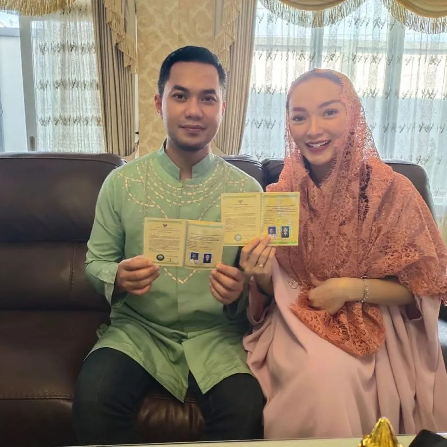 Resmi Menikah Secara Negara Hari ini, Zaskia Gotik Umumkan Kehamilan Sekaligus. Selamat! 3