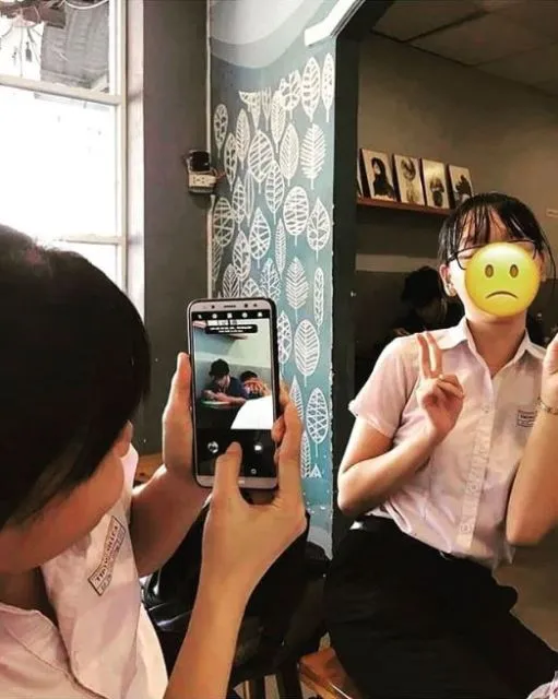 11 Gambar Kocak ini Bisa Bikin Kamu Mengerti Arti Persahabatan. Emang Banyak Ngeselinnya sih~ :D 18