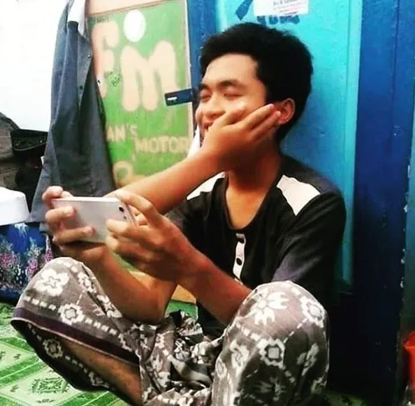11 Gambar Kocak ini Bisa Bikin Kamu Mengerti Arti Persahabatan. Emang Banyak Ngeselinnya sih~ :D 13