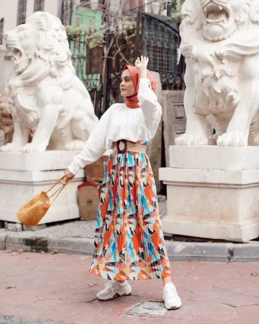 9 Motif Rok Hijabers Terkece yang Lagi Hits di Instagram. Cocok Buat yang Suka Tampil Unik! 14