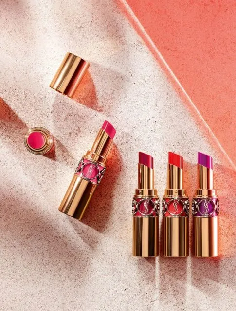 2 Karakter Cewek Paling Umum Dilihat dari Koleksi Lipstik Favorit Mereka. Kamu yang Mana? 4