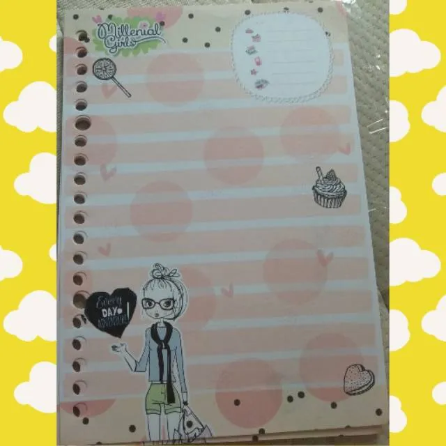 Nostalgia Zaman di Mana Kasta Sosial Ditentukan dari Kertas Binder Merek Harvest 8