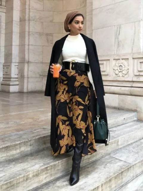 9 Motif Rok Hijabers Terkece yang Lagi Hits di Instagram. Cocok Buat yang Suka Tampil Unik! 9