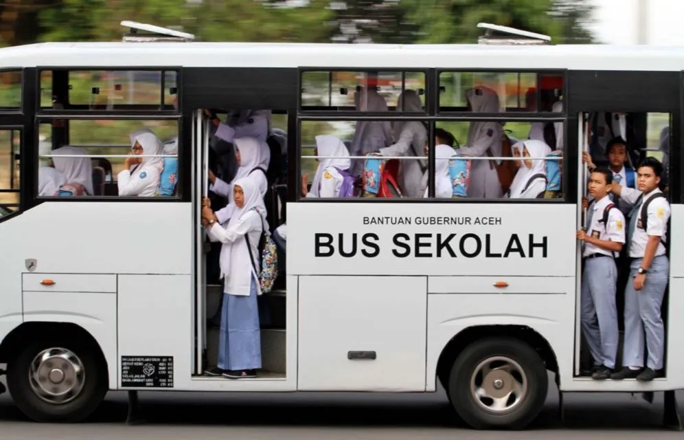 Rasanya Jadi Bucin Zaman Dulu, Titip Pesan Cinta Lewat Kursi di Angkot. Perjuangan Banget! :D 8