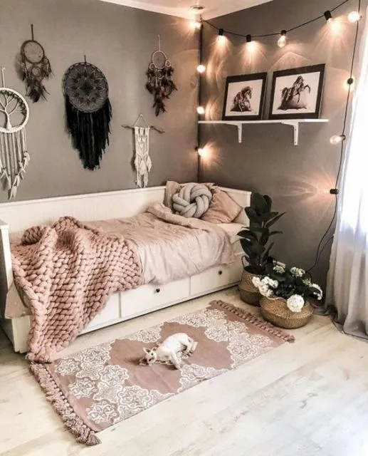 9 Dekorasi Kamar Tidur yang Aesthetic & Minimalis 10 dekorasi kamar