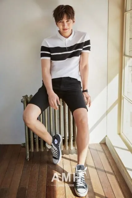 Bikin Meleleh, Ini Potret Ji Chang Wook Saat Pakai Kaus. Santai dan Cool Abis! 11