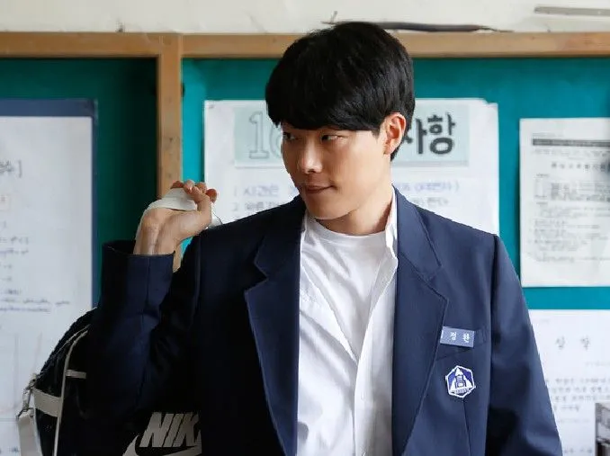 Nggak Muda Lagi, 11 Aktor Korea Ini Masih Cocok Berperan Jadi Anak SMA. Umur Aslinya Bikin Kaget! 14