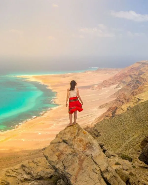 Traveler Ini Terjebak dan Isolasi Mandiri di Pulau Socotra. Pulau Misterius yang Juga Dijuluki Pulau Alien! 5