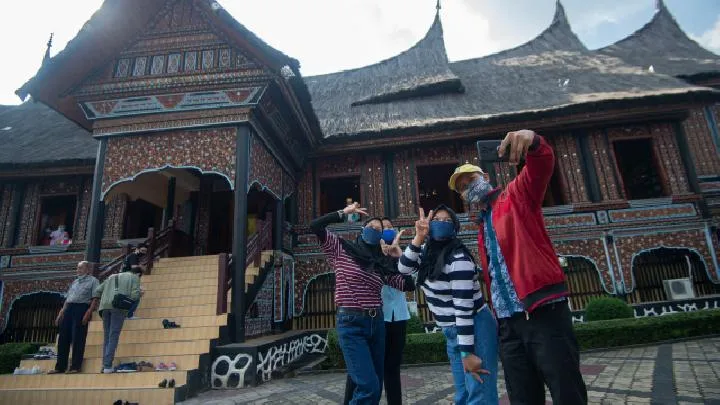 Sudah Disahkan, Sekarang Ada Protokol Kesehatan Resmi untuk Pariwisata di Indonesia. Yuk Patuhi! 6