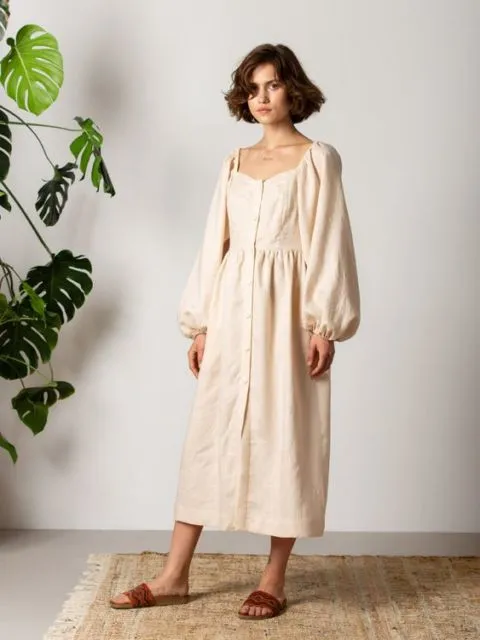 9 Model Dress Rumahan Selain Daster; Bahannya Sama-Sama Adem dan Nyaman! 17