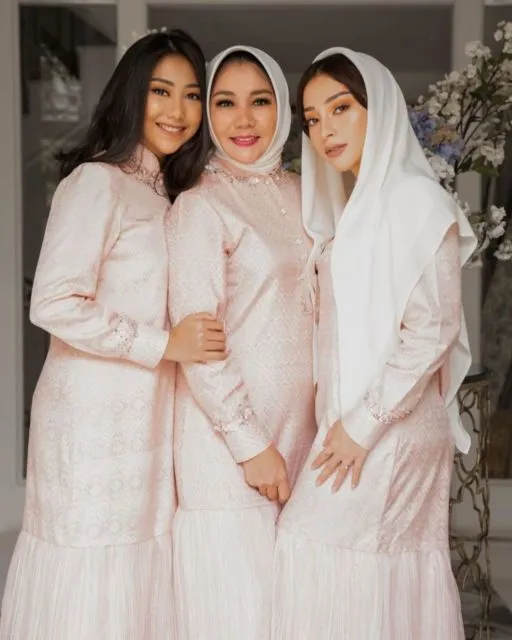 Kepoin Penampilan Terbaru Nikita Willy dengan Hijab. Makin Cantik dan Santun! 9