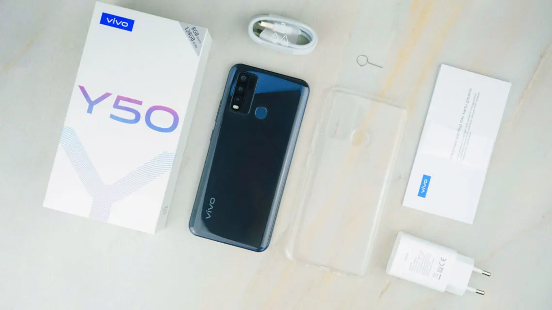 Buat yang Lagi Cari HP Baru, Ada Potongan Harga untuk Setiap Pembelian vivo Y50 Nih~ 3