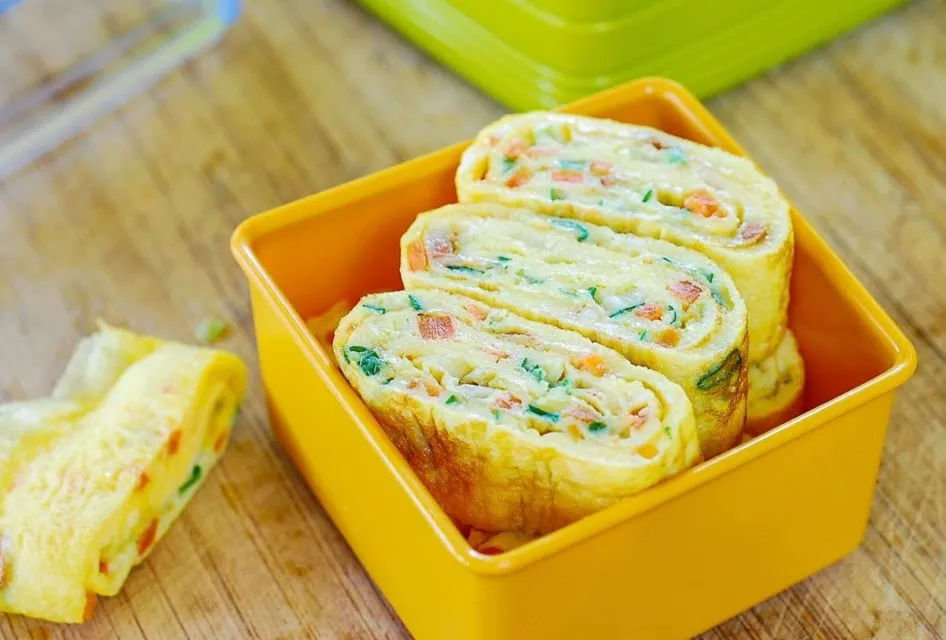 7 Kreasi Telur Dadar Tak Biasa buat Lauk Makan. Ada yang Geprek Hingga Telur Dadar Khas Padang 9