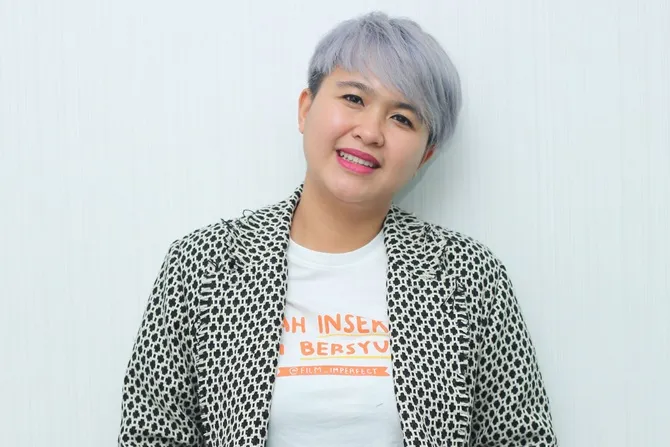 Perbandingan Gaya 9 Istri Aktor Indonesia yang Sama-Sama Sederhana. Cantik Natural! 16