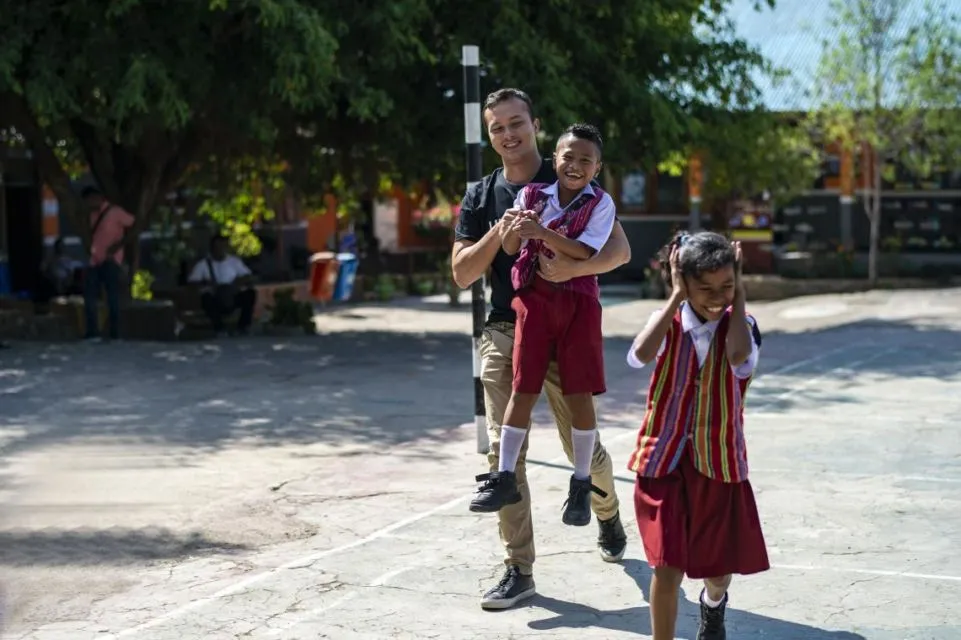 Jadi Duta UNICEF, ini Pesan Penting Nicholas Saputra Soal Kesehatan Mental Anak di Masa Pandemi 5