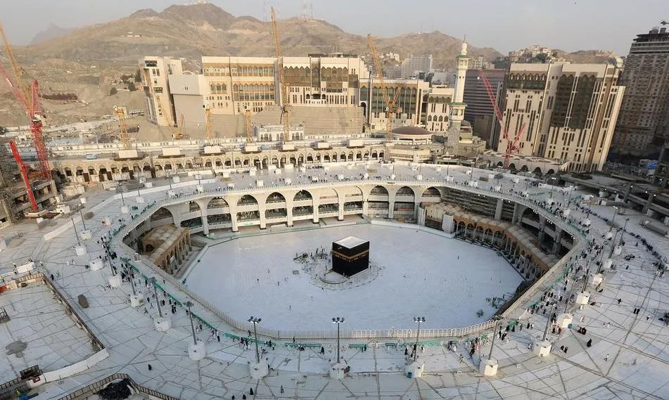 Memasuki Era New Normal, Bagaimana Pelaksanaan Ibadah Umroh Nantinya? 6
