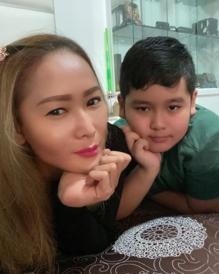 10 Artis yang Menunggu Lama hingga Punya Anak. Penantian Akhirnya Terbayarkan 16