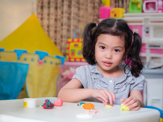 Tutorial Bikin Playdough di Rumah; Mainan Anak yang Kaya Manfaat dan Super Gampang Dibuat! 6