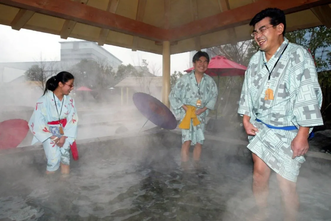 9 Fakta Unik Tentang Budaya Mandi Orang Jepang. Ternyata Beda Banget sama Kebiasaan Kita 14