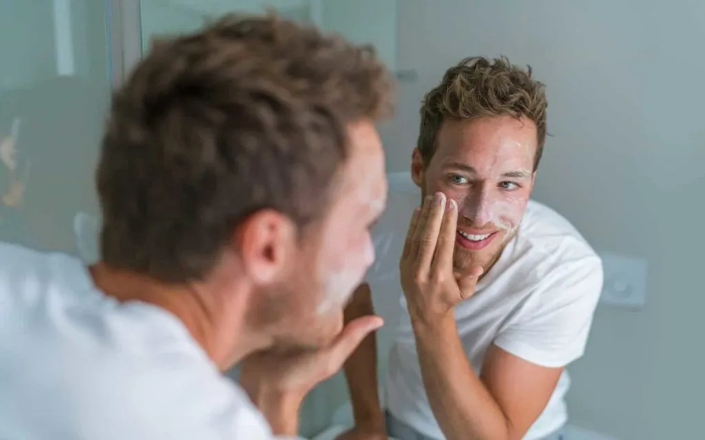 Cara Menghilangkan Komedo yang Membandel di Hidung Hingga Pipi, Baik yang Hitam Maupun Putih 23