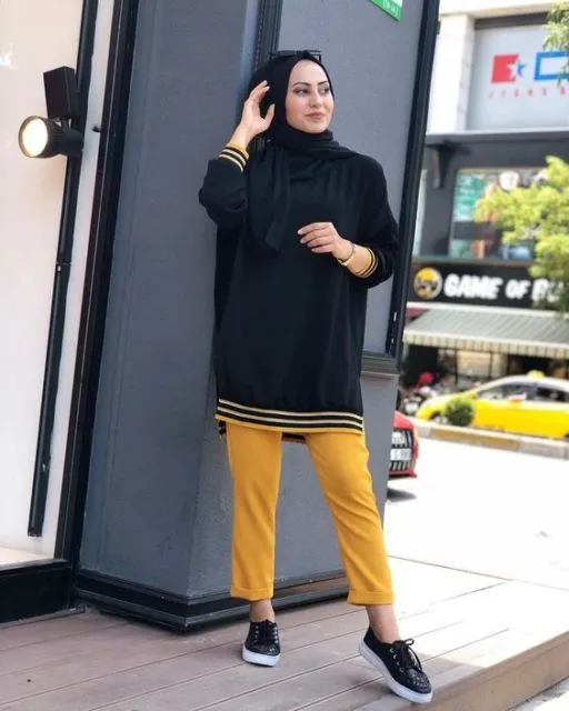 4 Bukti Kalau Warna Kuning Bisa 'Bersahabat' dengan Para Hijaber. Simak Padu Padannya! 8