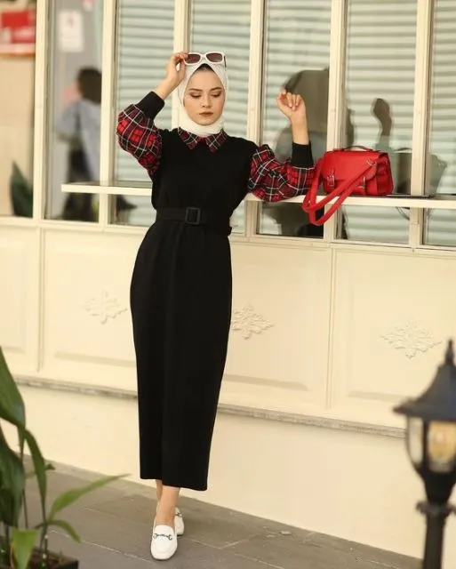 4 Panduan Membuat Rok Hitammu Jadi Lebih Berkelas. Tadinya Biasa, Jadi Istimewa! 5