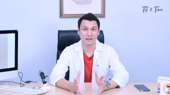 Cara Unik Christian Sugiono Kenalkan Sains ke Anak dengan Mikroskop. Sampai Beli Meteorit Asli! 7
