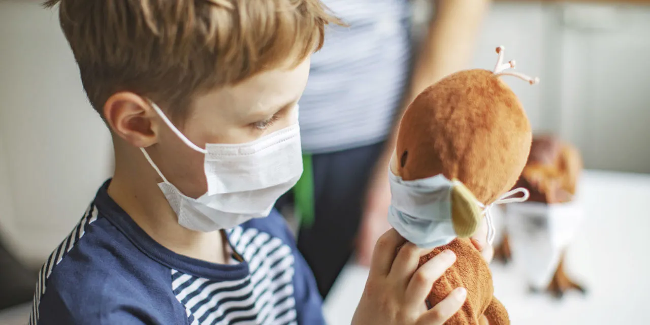 A-Z Penggunaan Masker pada Anak. Ini Ketentuan dan Cara Agar si Kecil Betah Pakainya! 8