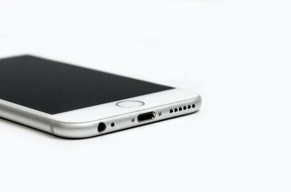 Sebelum Membeli iPhone Bekas, Inilah 6 Hal yang Perlu Kamu Ketahui Biar Nggak Nyesel 9