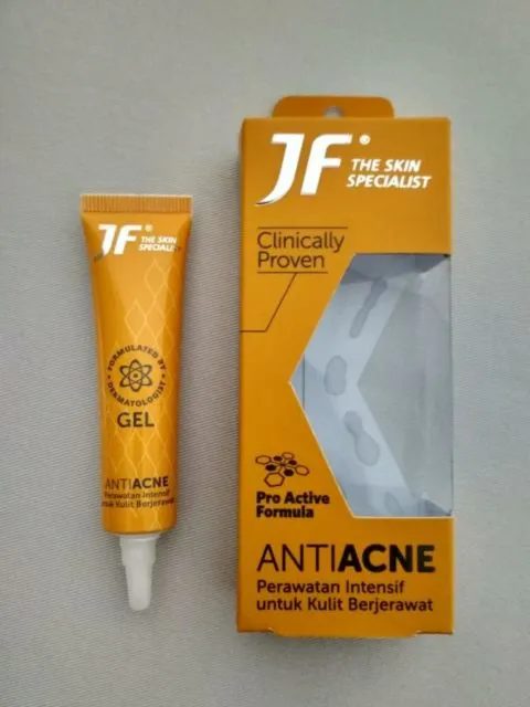 8 Obat Jerawat yang Bisa Dibeli di Apotek Terdekat 11