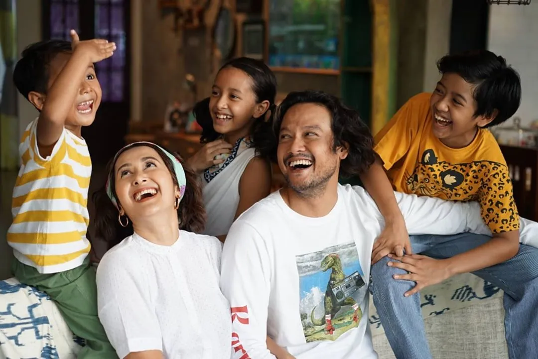 Terpisahkan Karena Sedang Direhabilitasi, Anak Dwi Sasono Menulis Surat Ungkapkan Cinta dan Kerinduan 5