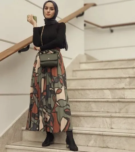 9 Motif Rok Hijabers Terkece yang Lagi Hits di Instagram. Cocok Buat yang Suka Tampil Unik! 11